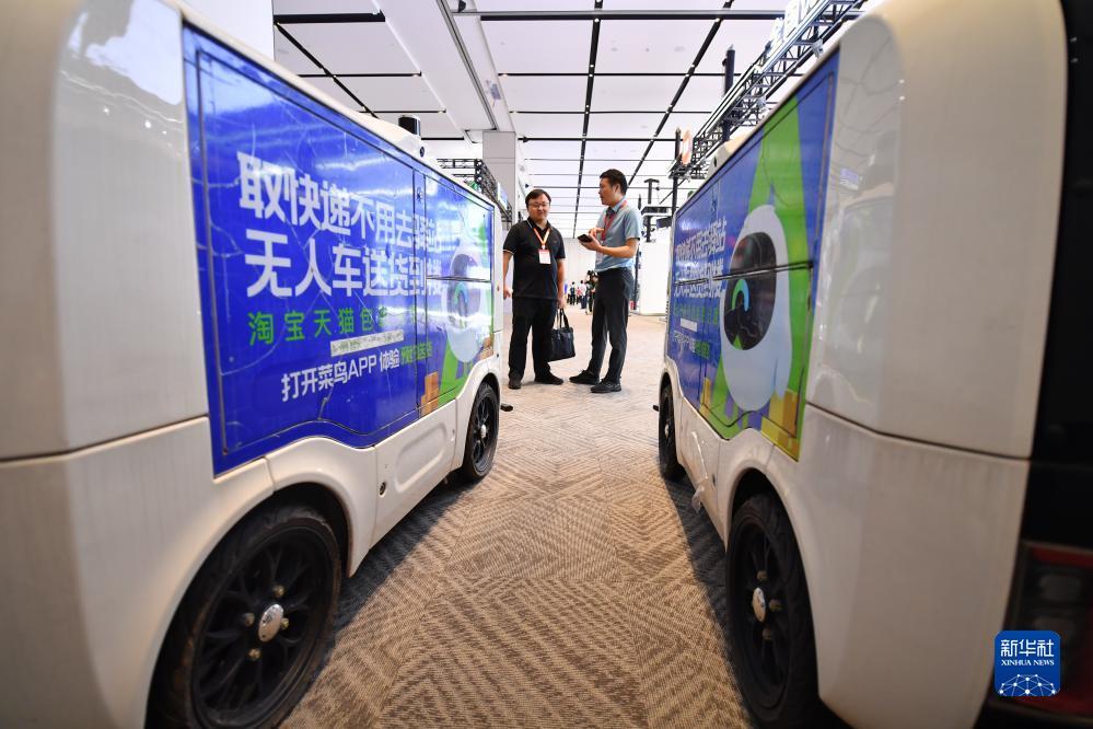 奔驰宝马可以用qq登陆的
